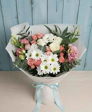 Букет цветов из:  Розы, Лизиантусы и Хризантемы в Нижнем Новгороде
