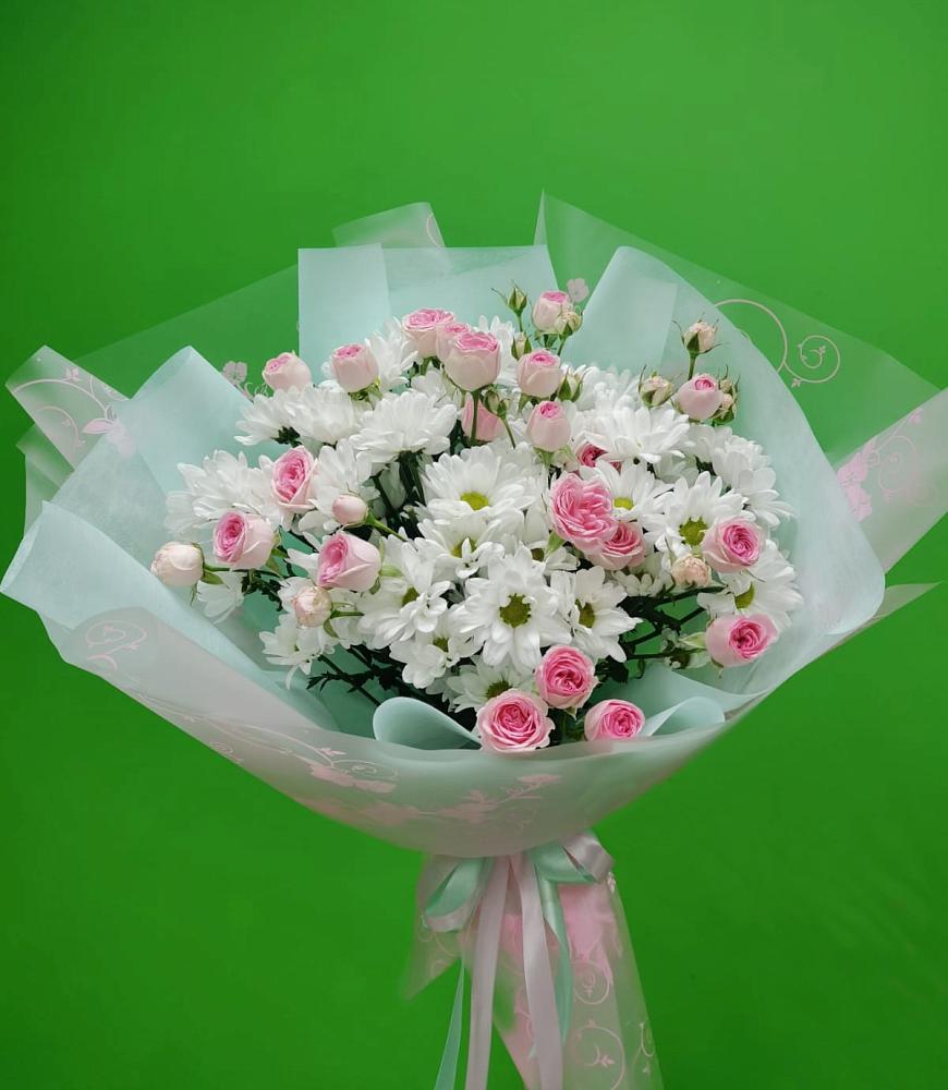 Букет влюбленный романтик в Нижнем Новгороде Букет цветов из: Розы и Хризантемы в Нижнем Новгороде