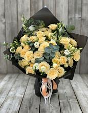 Букет цветов из:  Розы и Лизиантусы #REPLACE_PRED# Нижнем Новгороде