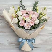 Букет цветов из:  Лизиантусы в Нижнем Новгороде