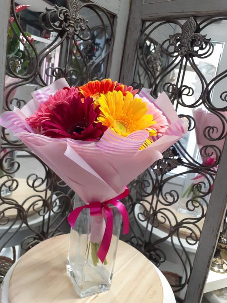 Букет радуга в Нижнем Новгороде Букет цветов из: Герберы в Нижнем Новгороде