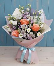 Букет цветов из:  Лизиантусы, Розы, Альстромерии и Гипсофила в Нижнем Новгороде