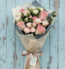Букет нежный и розовый в Нижнем Новгороде Букет цветов из:  Розы в Нижнем Новгороде