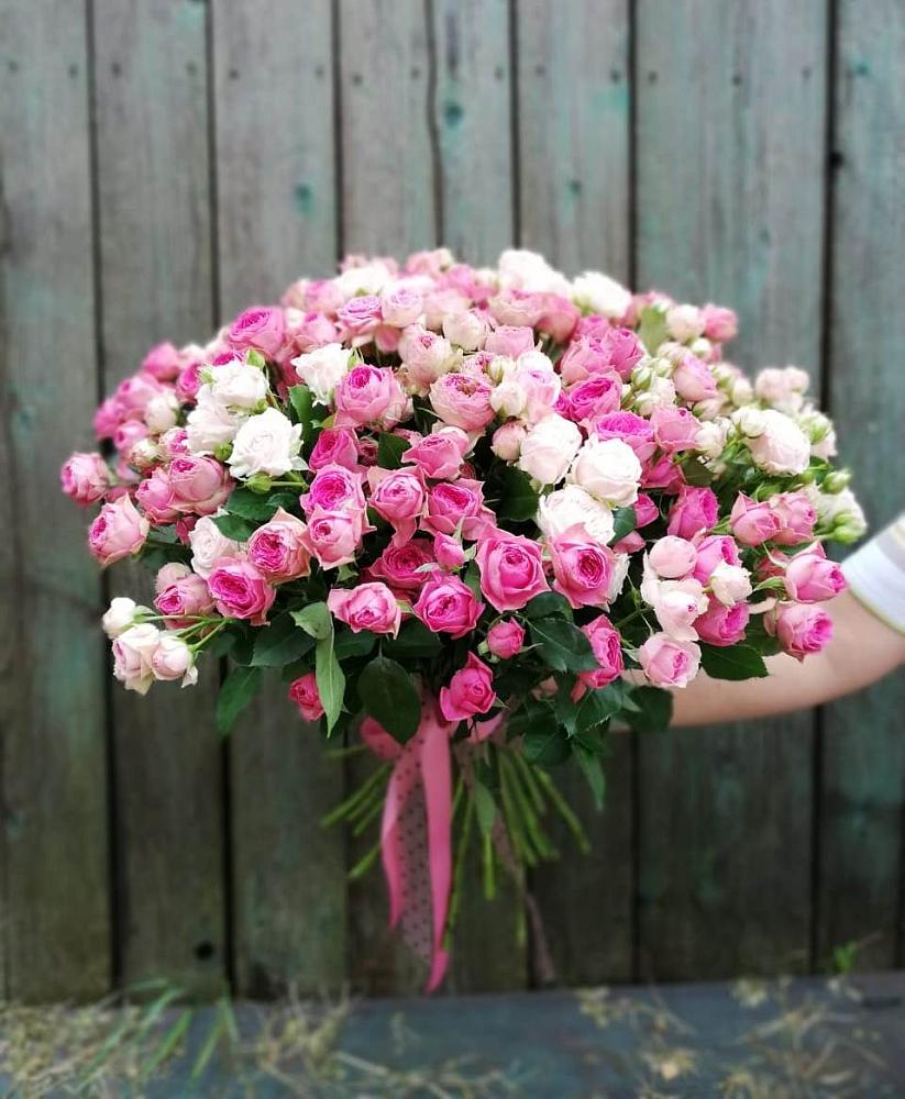 Букет Розовые кустовые розы Натали и Лав Лидия в Нижнем Новгороде
