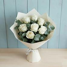 Букет Белые розы в Эвкалипте в Нижнем Новгороде
